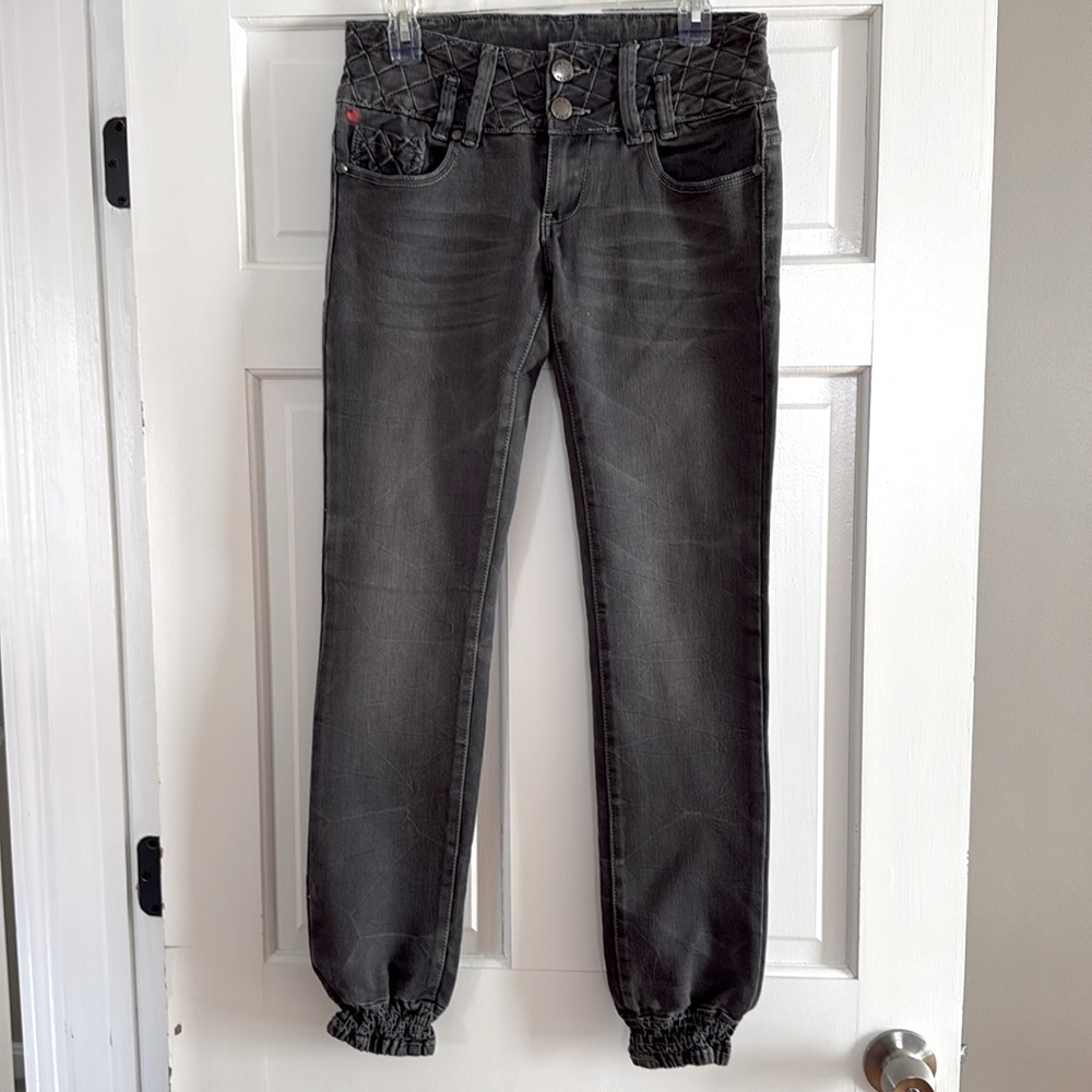 NWOT LOVE L.A. jogger jeans